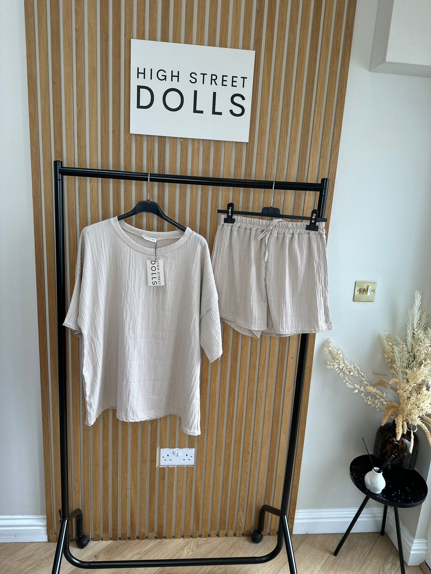 Maddison T Shirt and Shorts Set Summer Outfit Holiday set Crinkle fabric Co-ord