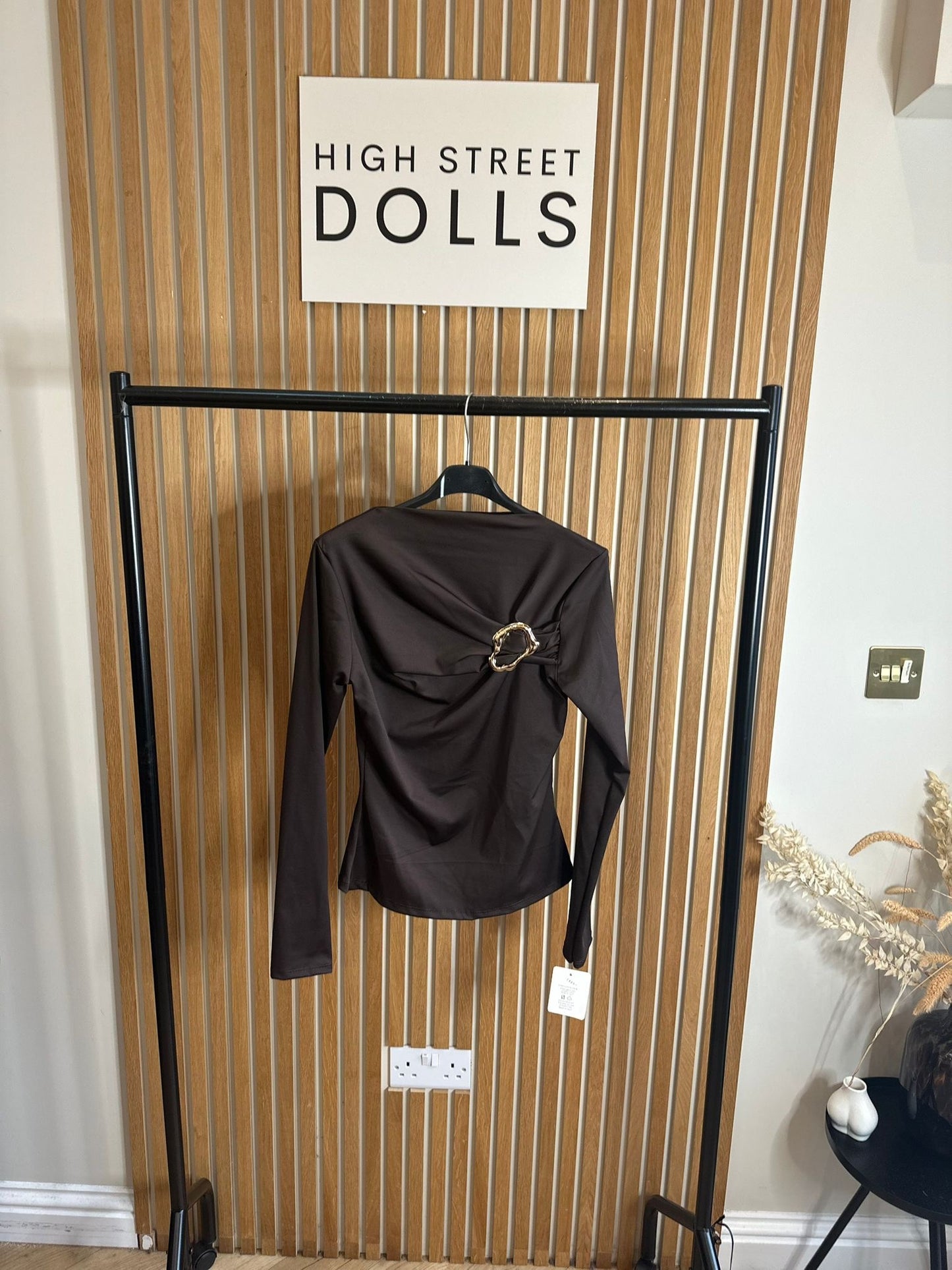 Heidi Long Sleeve Fitted Top High Neckline Autumn Winter Fashion Gold Broach Ruched Top