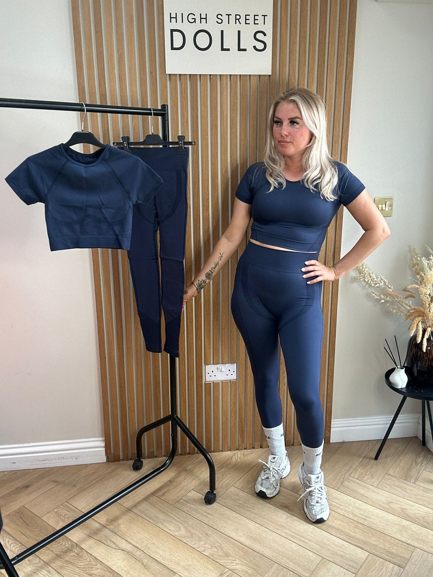 BodiBlossom Activewear Gym Set Navy T shirt and Leggings Co Ord