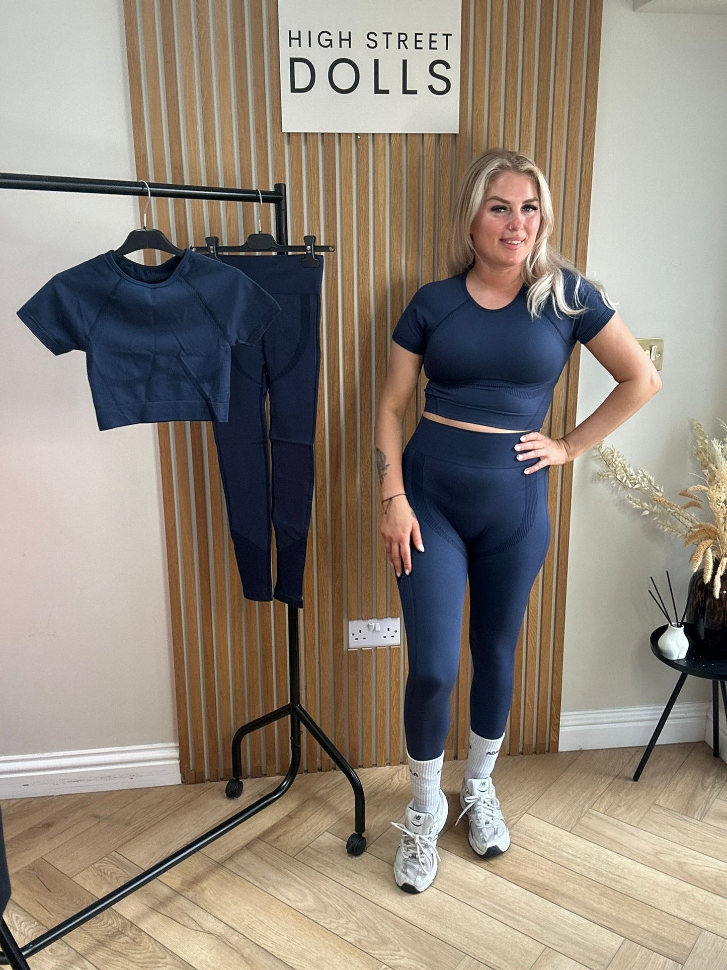 BodiBlossom Activewear Gym Set Navy T shirt and Leggings Co Ord