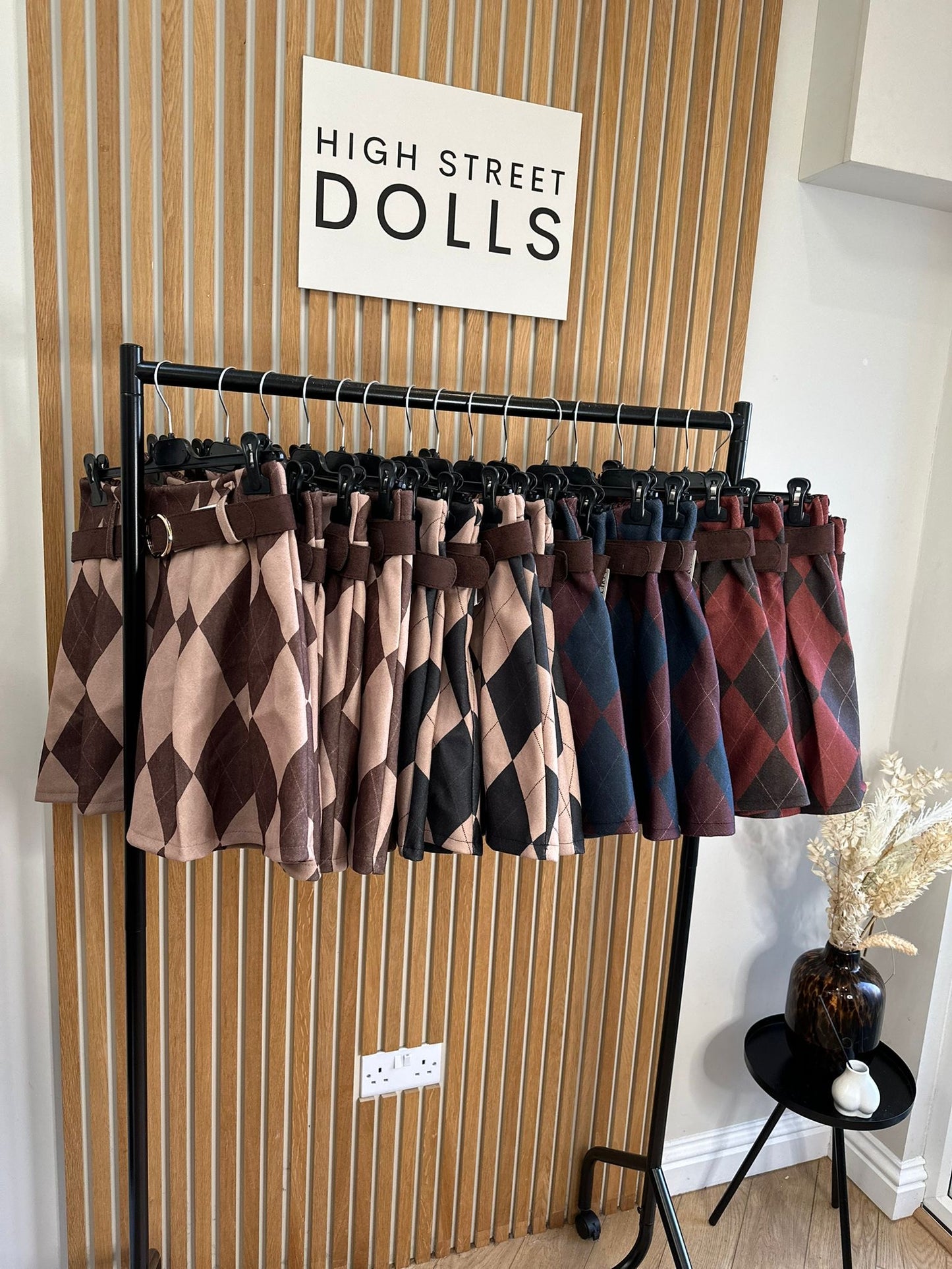 Audrey Diamond Checkered Skirt Autumn Winter Christmas Festive