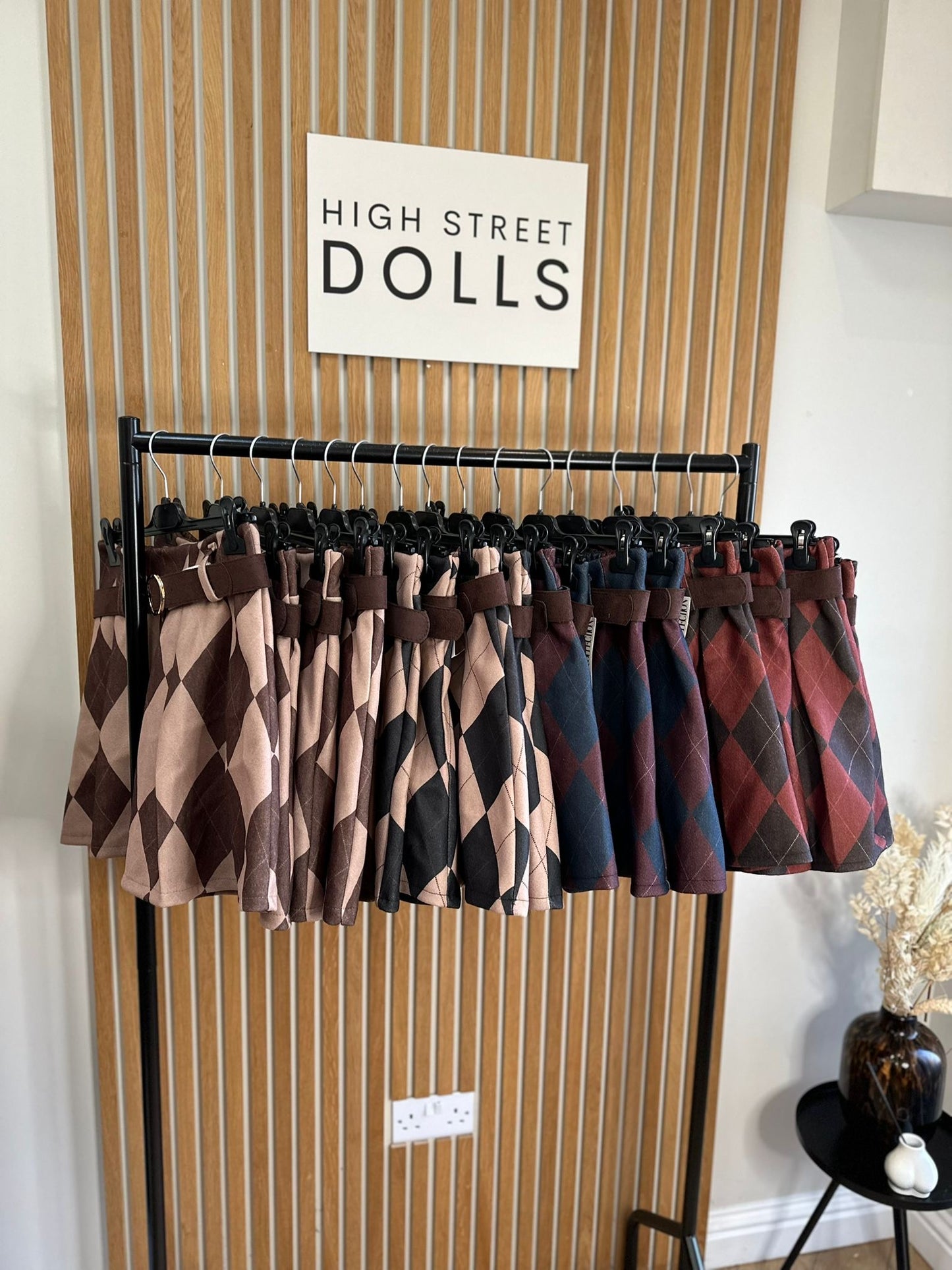 Audrey Diamond Checkered Skirt Autumn Winter Christmas Festive