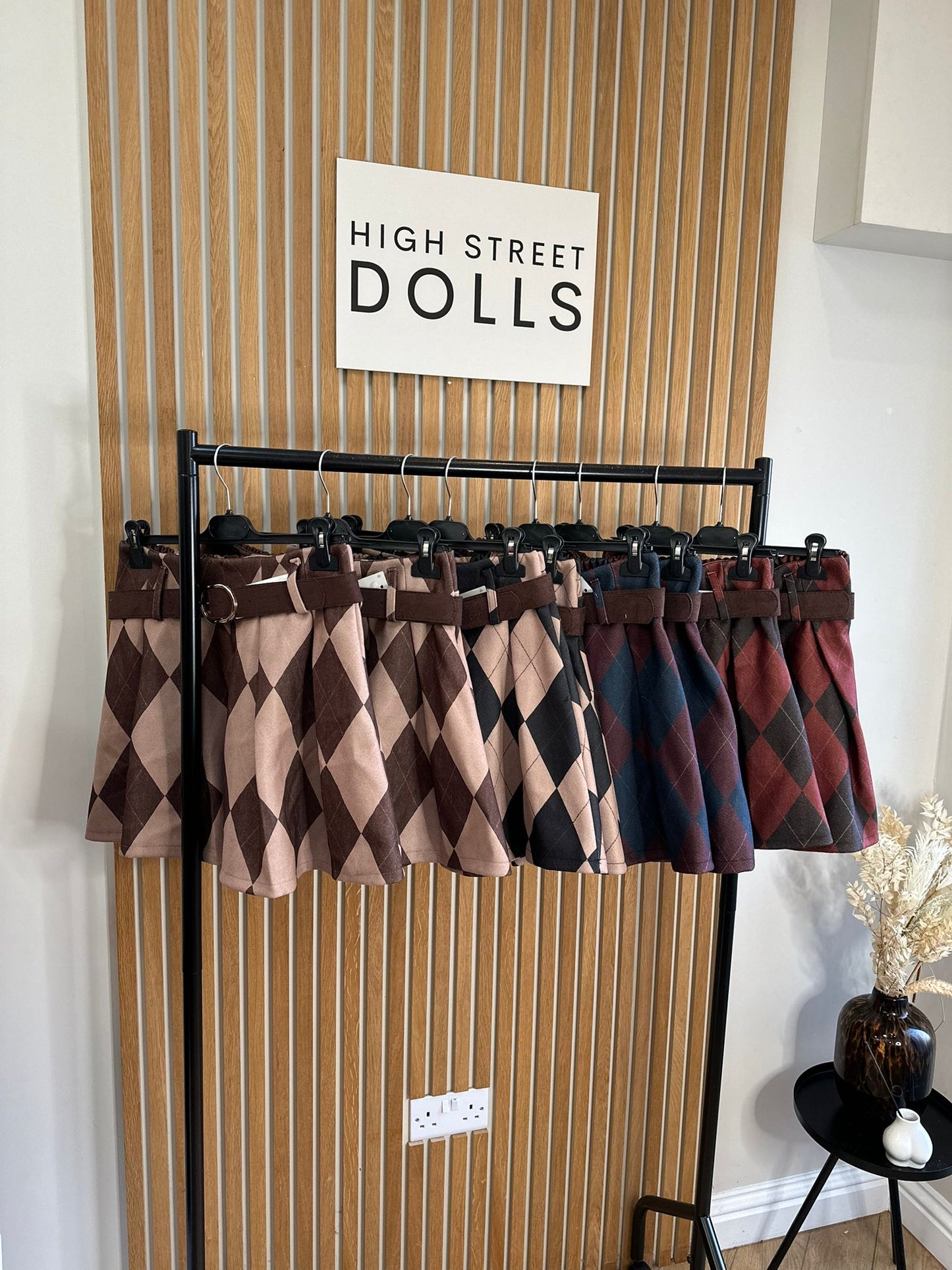 Audrey Diamond Checkered Skirt Autumn Winter Christmas Festive