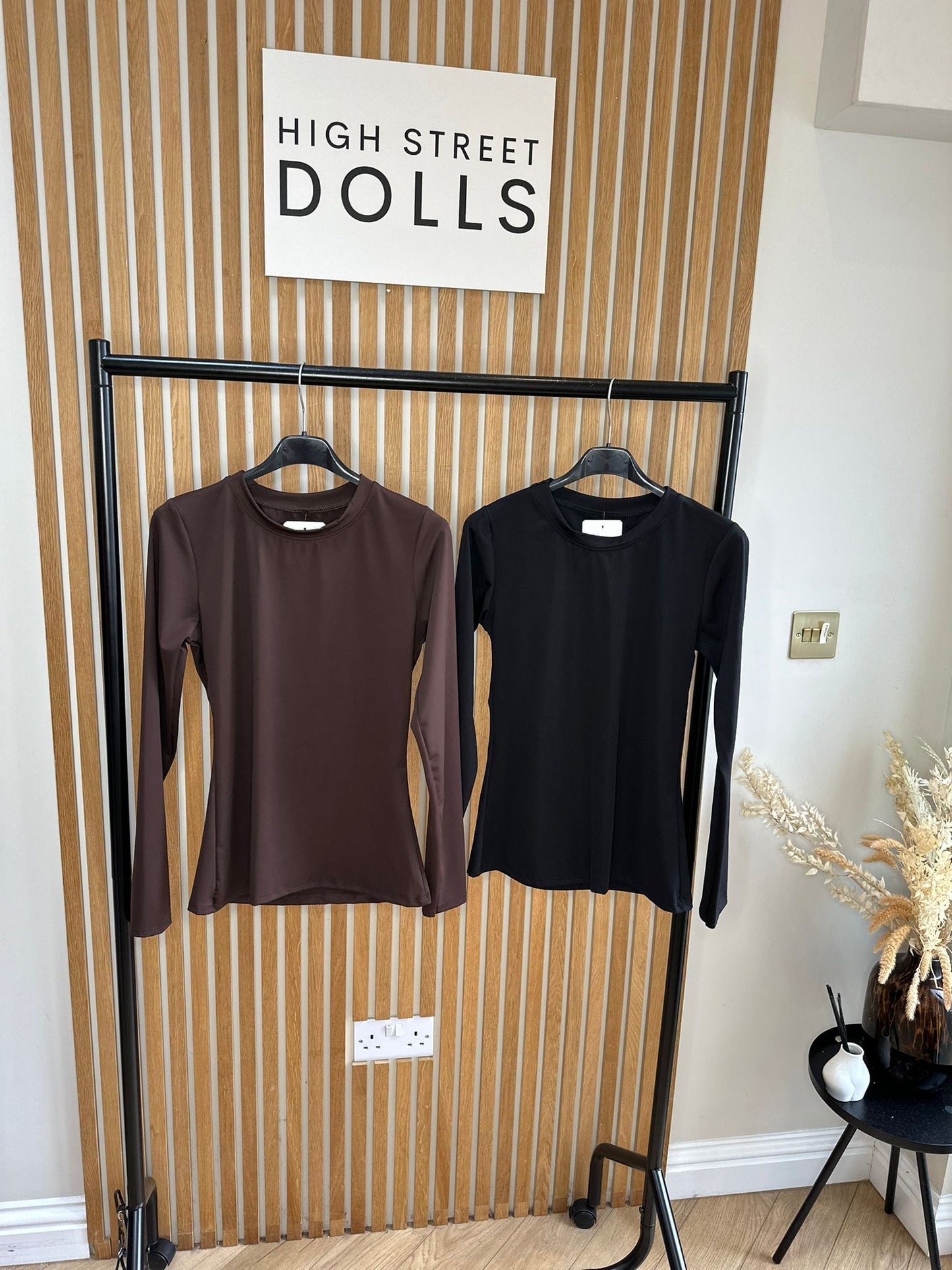 Minnie Long Sleeve Fitted T Shirt Round Neckline Summer Fashion