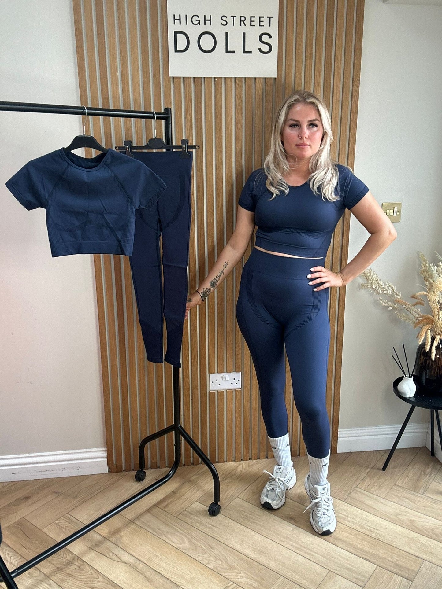 BodiBlossom Activewear Gym Set Navy T shirt and Leggings Co Ord