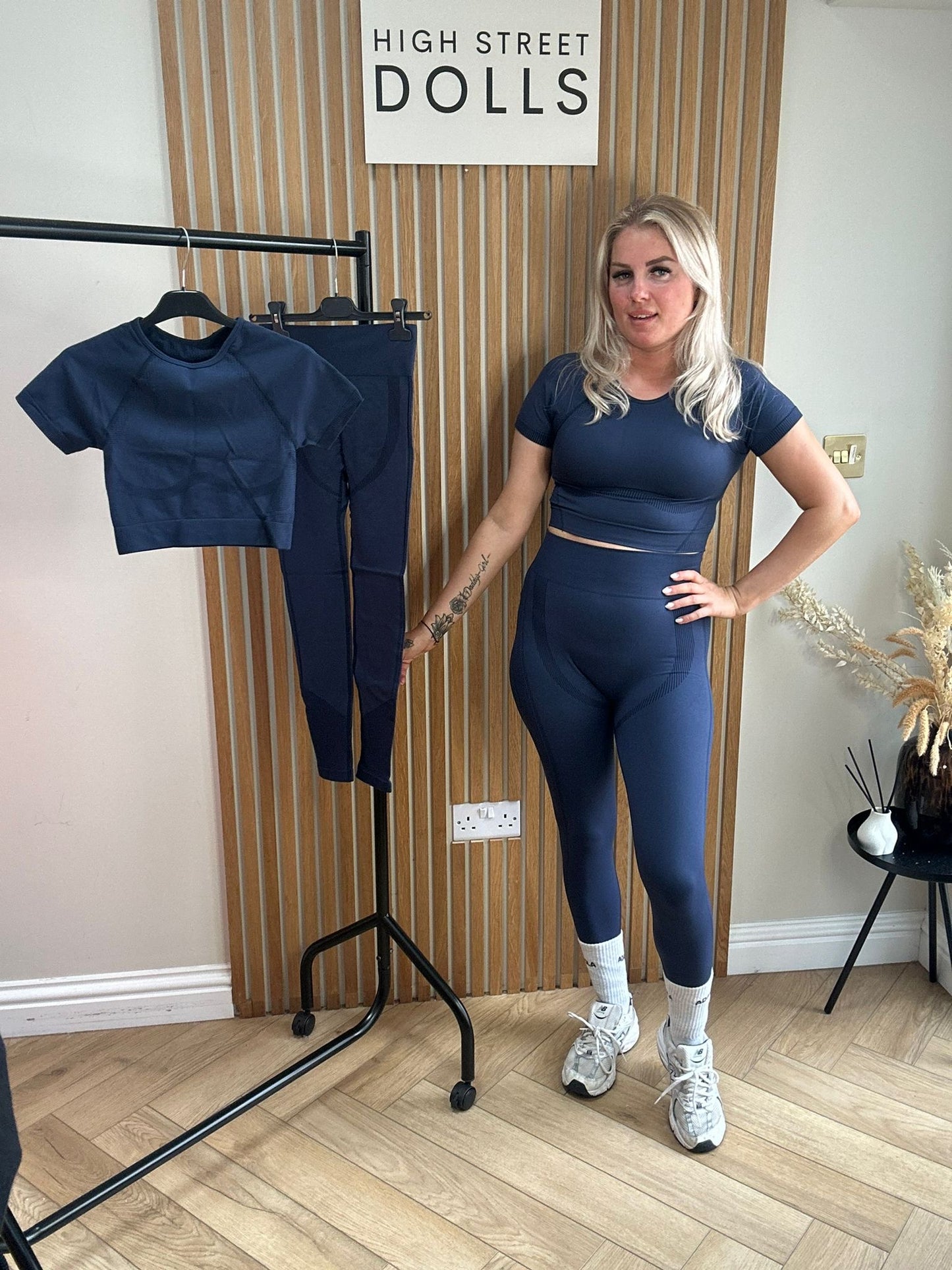 BodiBlossom Activewear Gym Set Navy T shirt and Leggings Co Ord