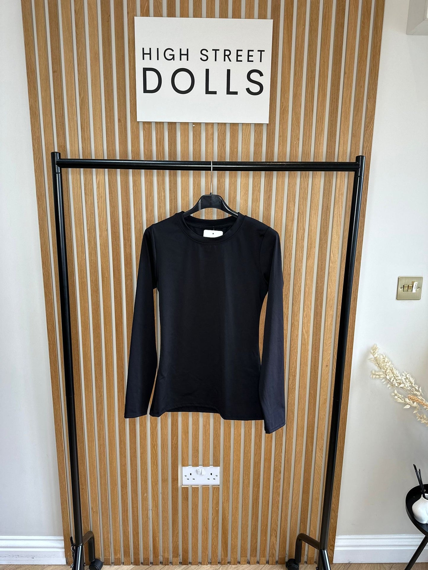 Minnie Long Sleeve Fitted T Shirt Round Neckline Summer Fashion
