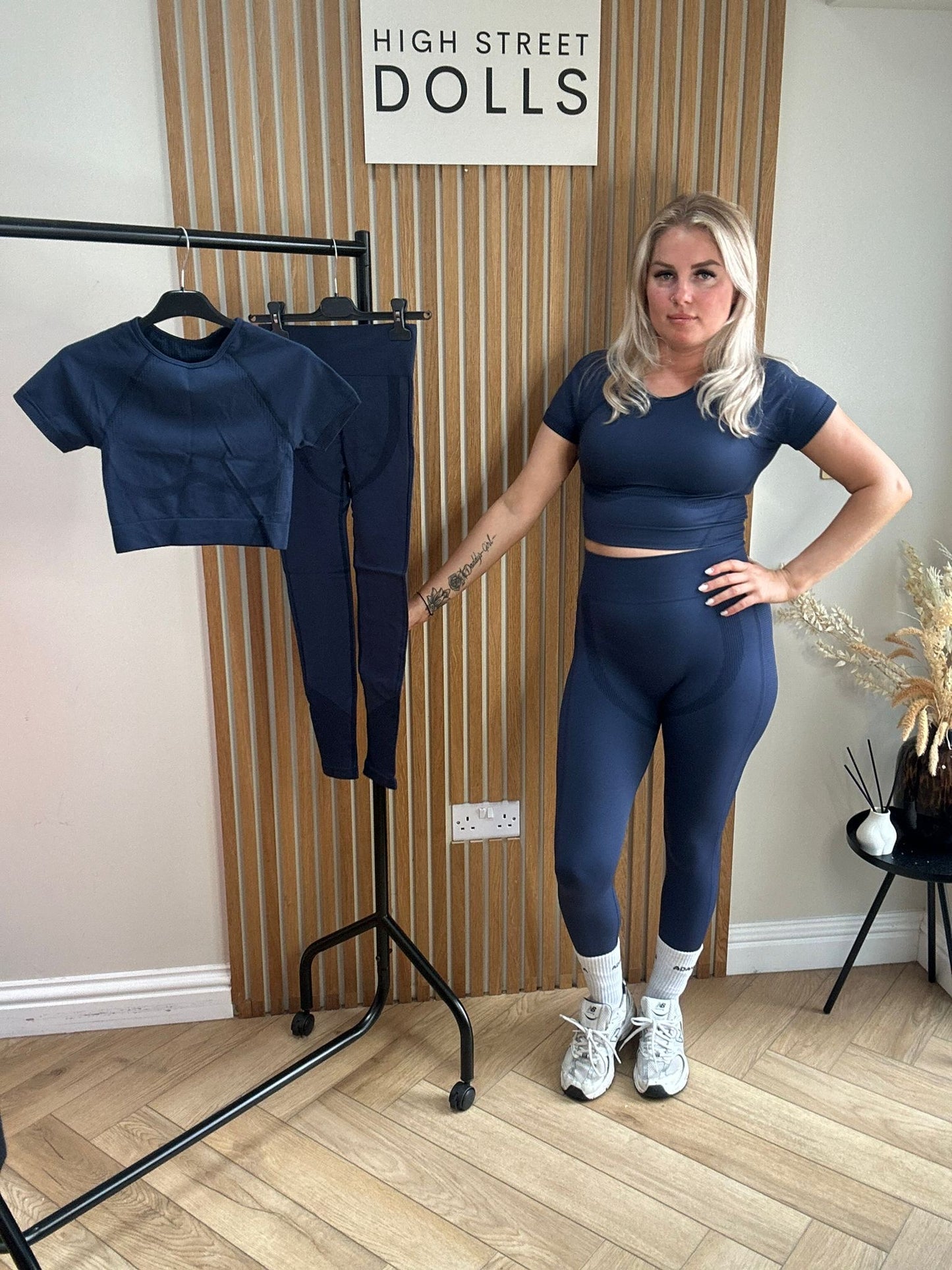 BodiBlossom Activewear Gym Set Navy T shirt and Leggings Co Ord