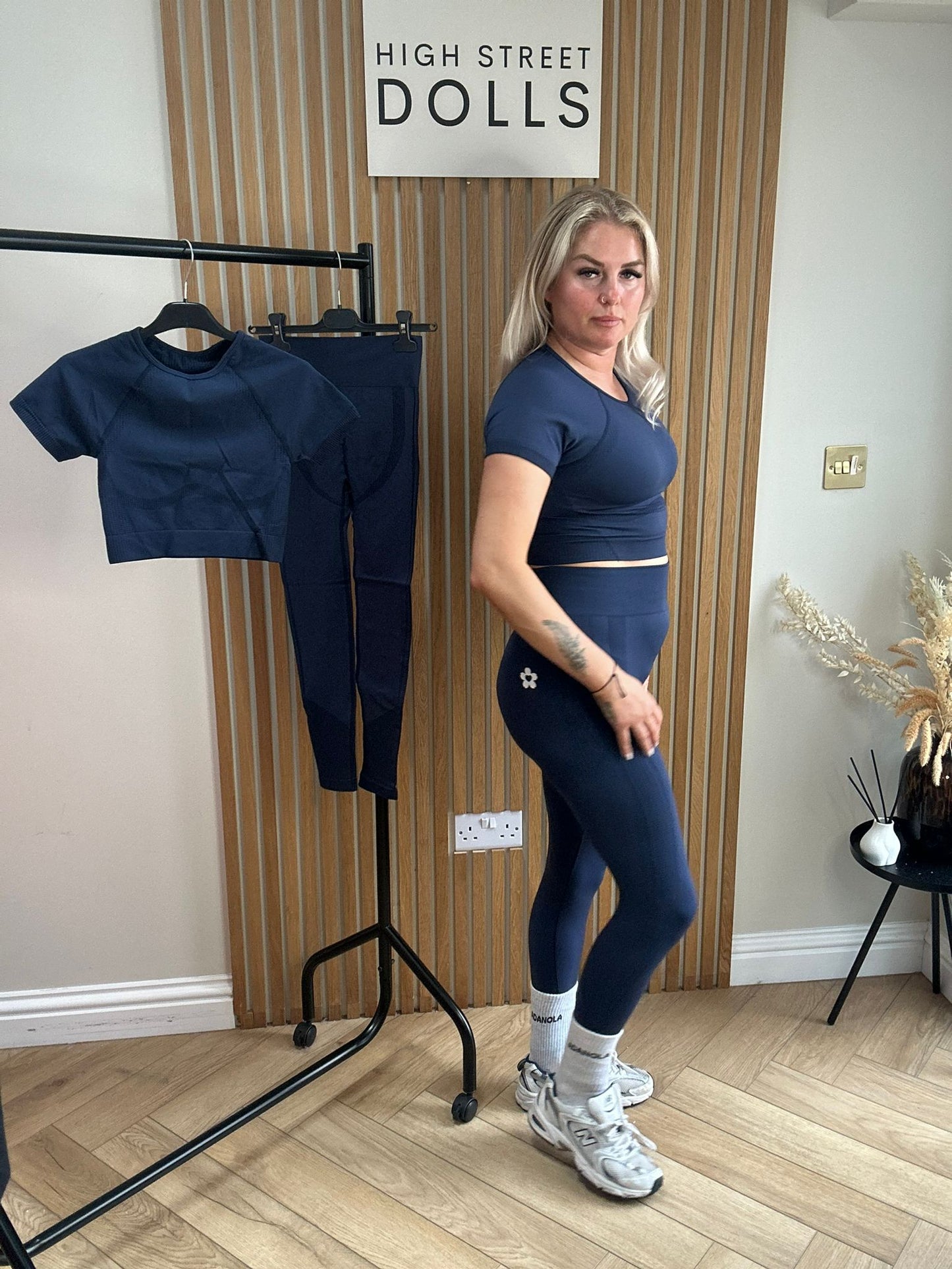 BodiBlossom Activewear Gym Set Navy T shirt and Leggings Co Ord
