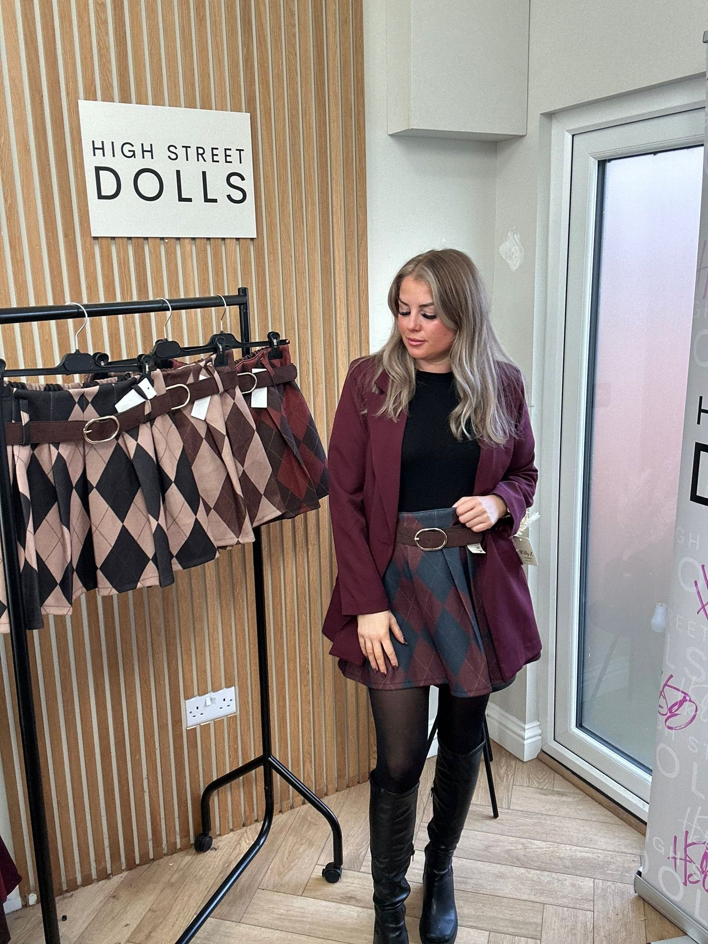 Audrey Diamond Checkered Skirt Autumn Winter Christmas Festive