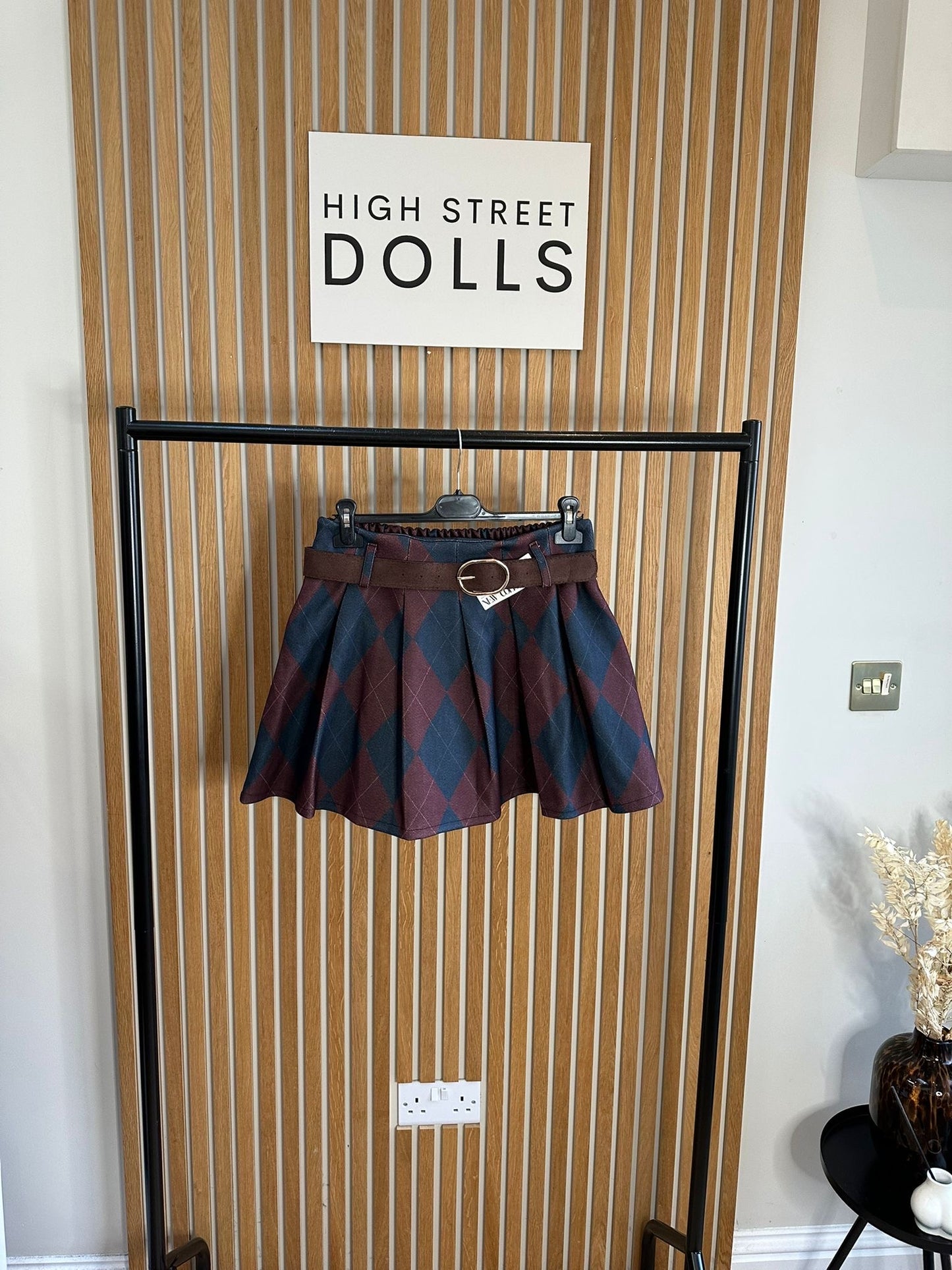 Audrey Diamond Checkered Skirt Autumn Winter Christmas Festive