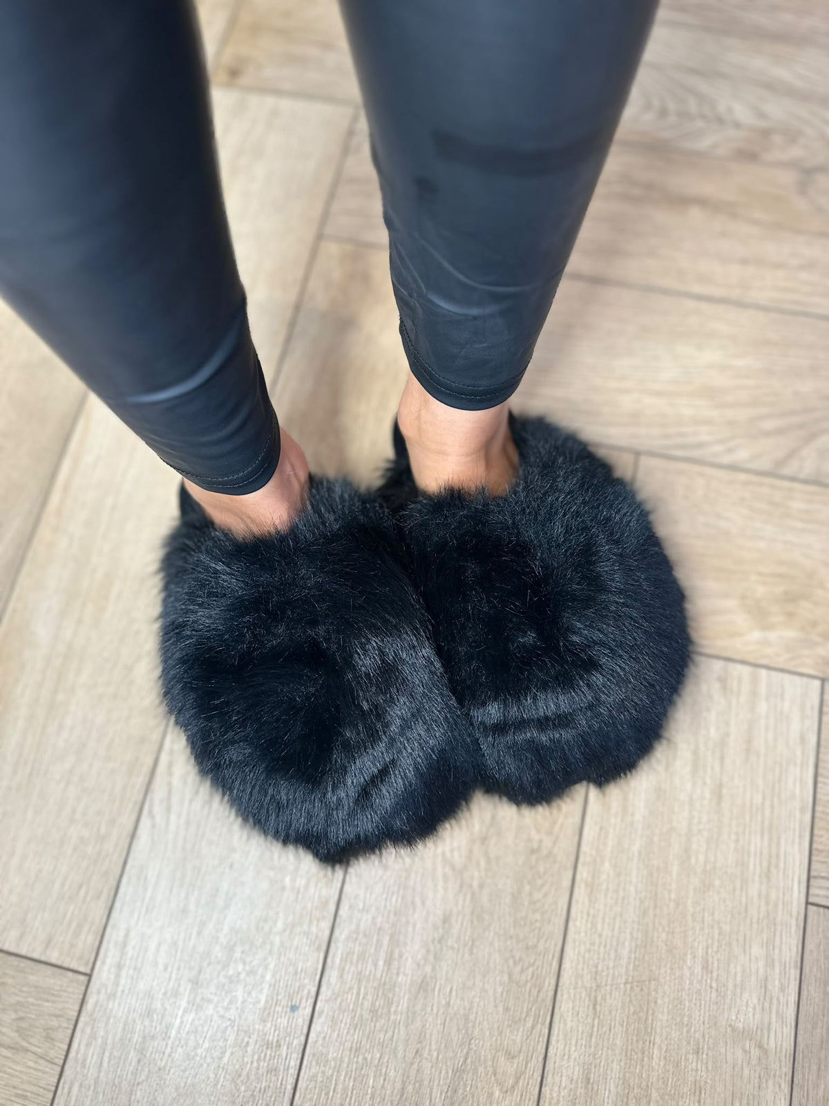 Fluffy XL Pom Pom Slippers Faux Fur Lined Cosy Slippers Autumn Winter Christmas Present