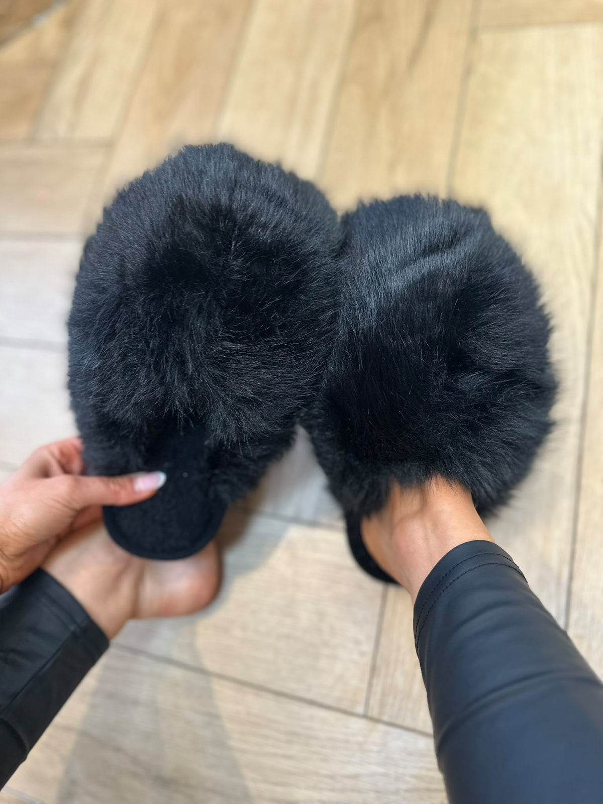 Fluffy XL Pom Pom Slippers Faux Fur Lined Cosy Slippers Autumn Winter Christmas Present