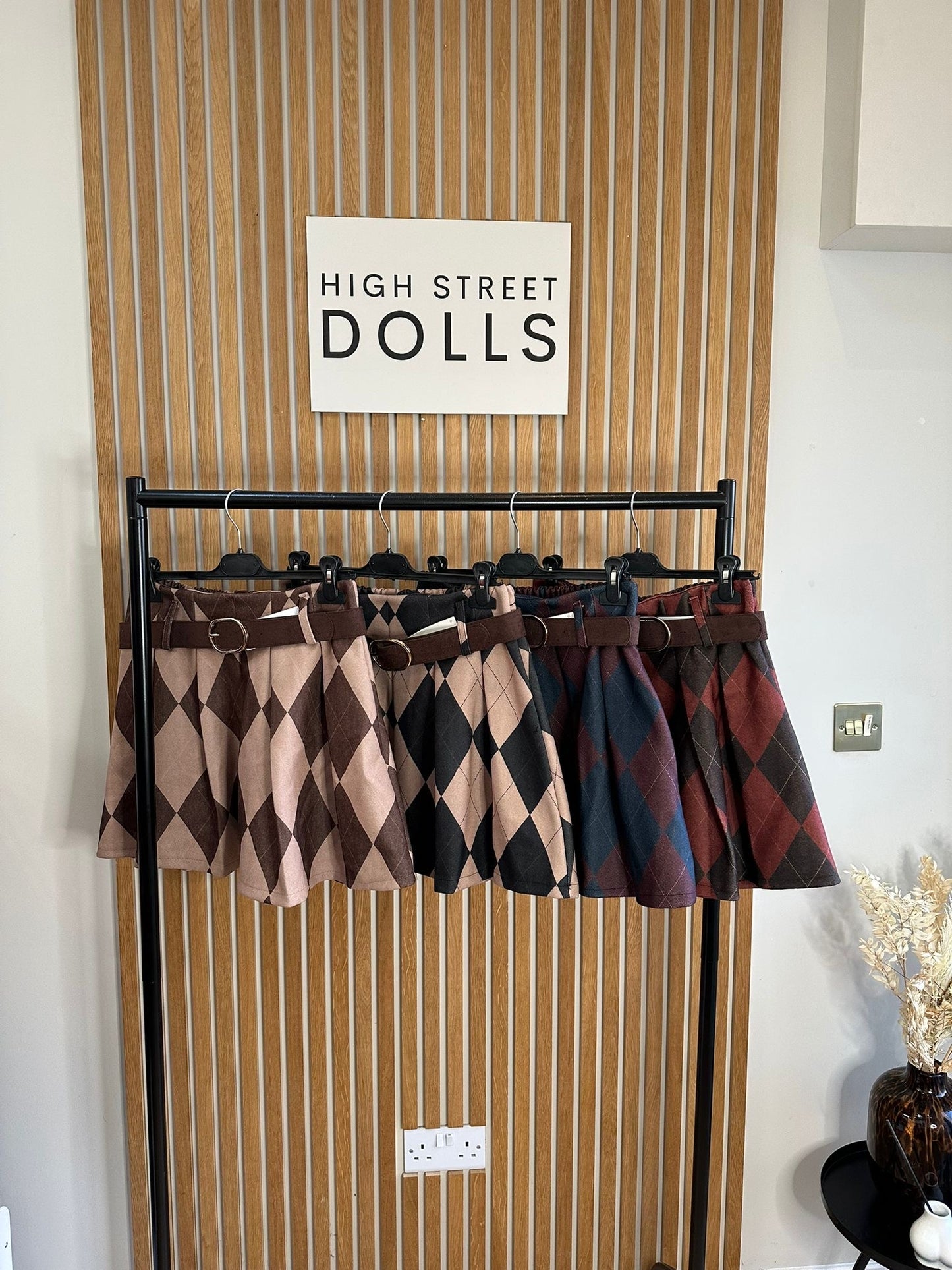 Audrey Diamond Checkered Skirt Autumn Winter Christmas Festive