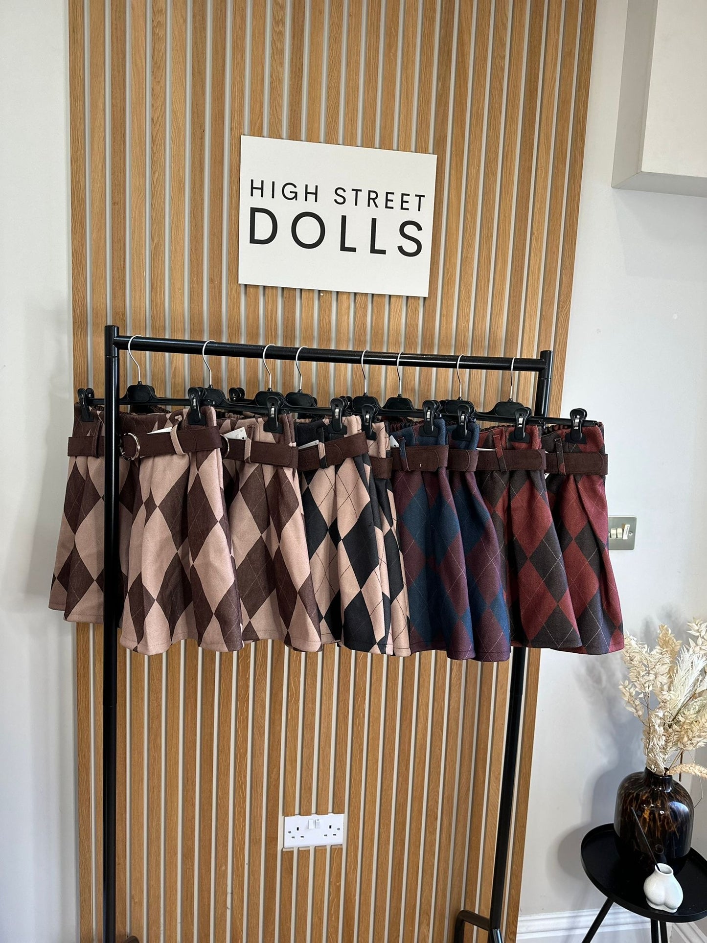 Audrey Diamond Checkered Skirt Autumn Winter Christmas Festive